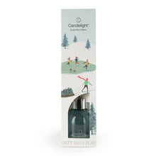 Load image into Gallery viewer, 100ml Reed Diffuser – Snow Days 6pk