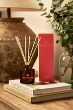 Load image into Gallery viewer, Honeysuckle Garden Reed Diffuser