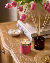 Load image into Gallery viewer, Honeysuckle Garden Reed Diffuser