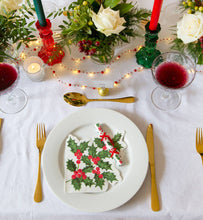 Load image into Gallery viewer, Holly Christmas Saucer Crackers - 10 Pack Display | Christmas Decor |

