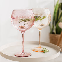 Load image into Gallery viewer, Twist Gin Glasses - Set of 2 Pink/Peach
