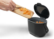 Load image into Gallery viewer, Addis2.5L Compost Caddy - Black

