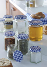 Load image into Gallery viewer, Kilner Round Twist Top Jar 93ml/3 US fl oz
