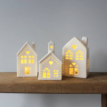 Load image into Gallery viewer, Light Up Church, 11cm
