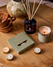 Load image into Gallery viewer, Tomato Vine Candle
